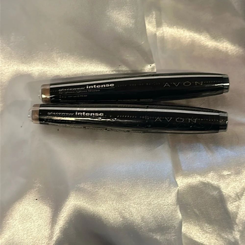 Avon Glazewear Intense Lip Gloss (2) “Sweet Maple”
